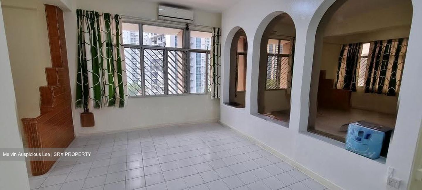 Hoa Nam Building (D8), Apartment #623587851